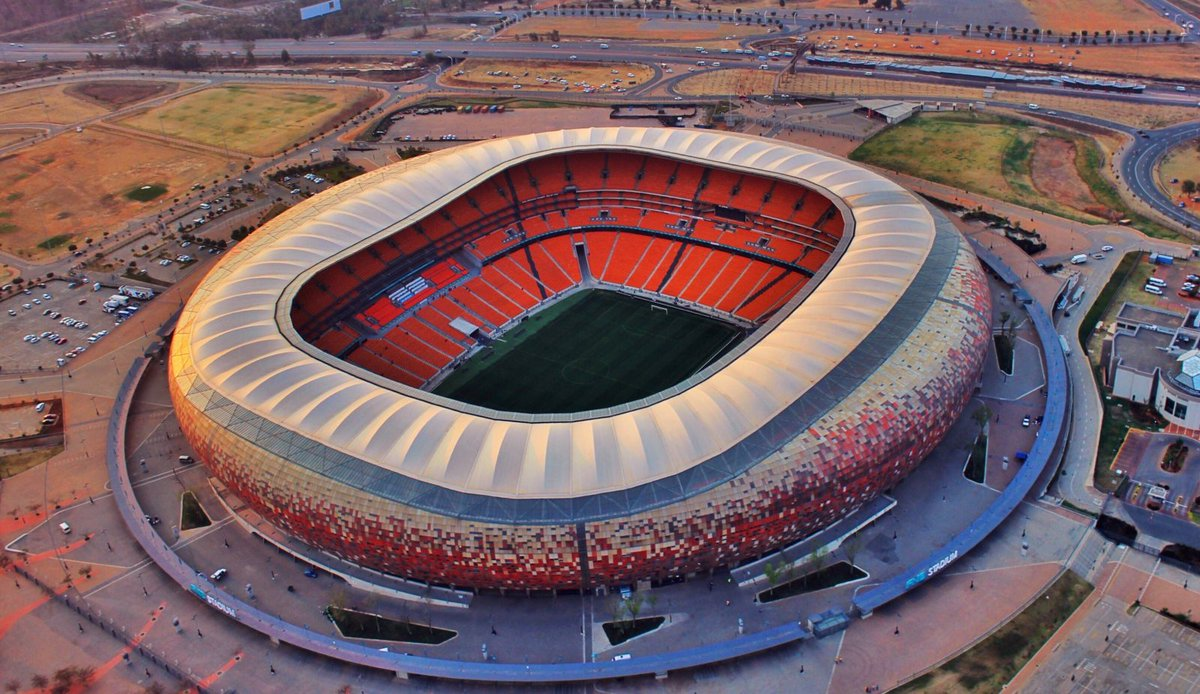 Soccer City là sân vận động nổi tiếng ở Nam Phi